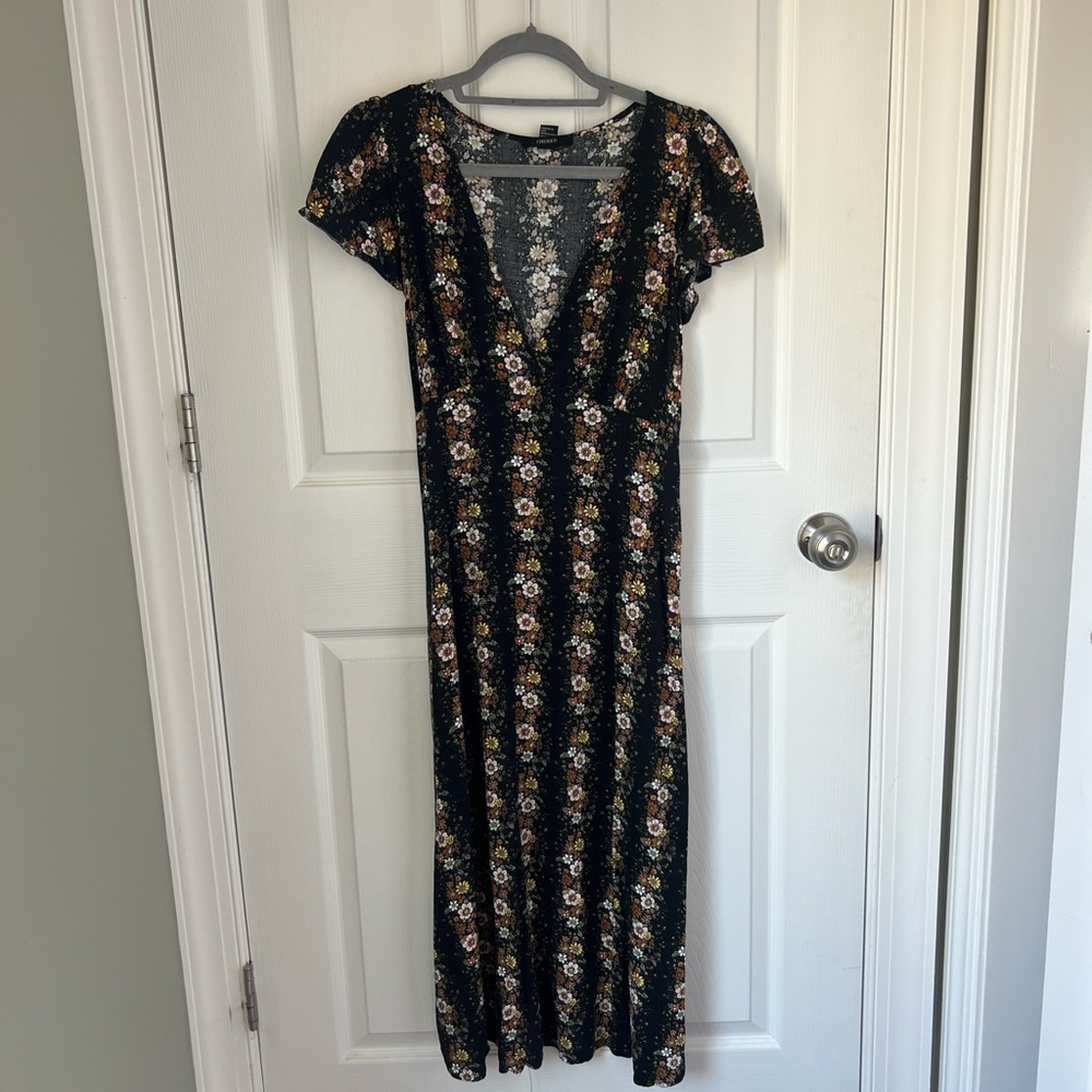 Forever 21 Black Floral Maxi Dress